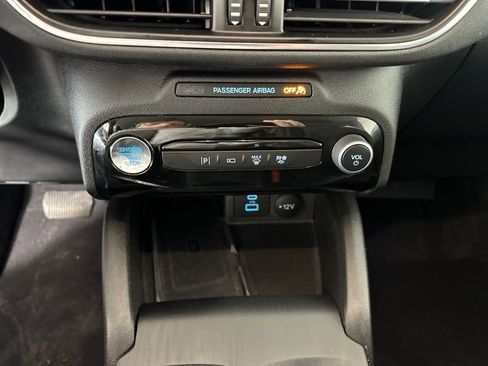 Used 2023 Ford Escape SE w/ PHEV Premium Package image 23