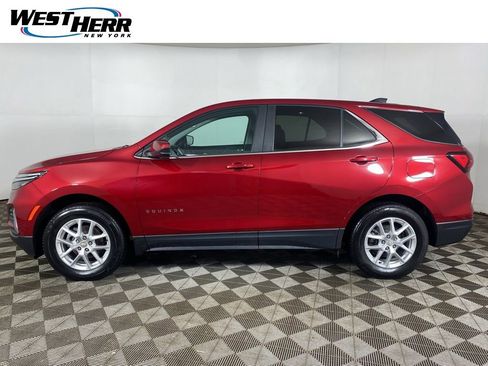 Used 2024 Chevrolet Equinox LT AWD/4WD image 25