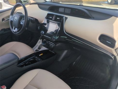 Used 2019 Toyota Prius XLE image 35