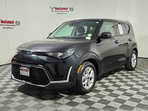 Used 2023 Kia Soul S image 3