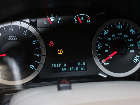 Used 2011 Ford Escape XLS w/ 101A Rapid Spec Order Code FWD image 11