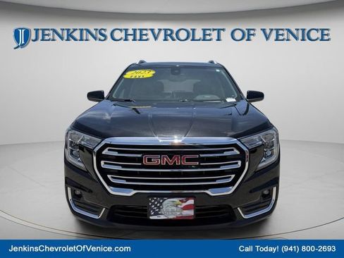 Used 2023 GMC Terrain SLT AWD/4WD image 12