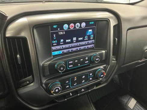 Used 2018 Chevrolet Silverado 1500 LT w/ Trailering Package image 12