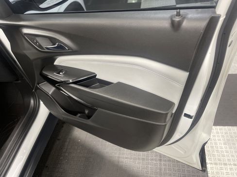 Used 2024 Chevrolet Trax LT w/ Driver Confidence Package image 23