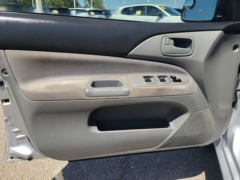 Used 2006 Mitsubishi Lancer FWD image 22