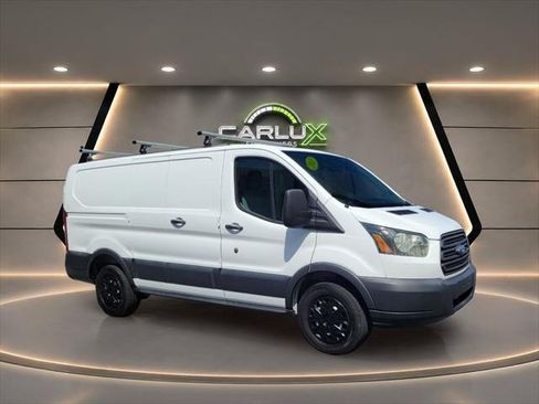 Used 2015 Ford Transit 250 130 Low Roof RWD image 1