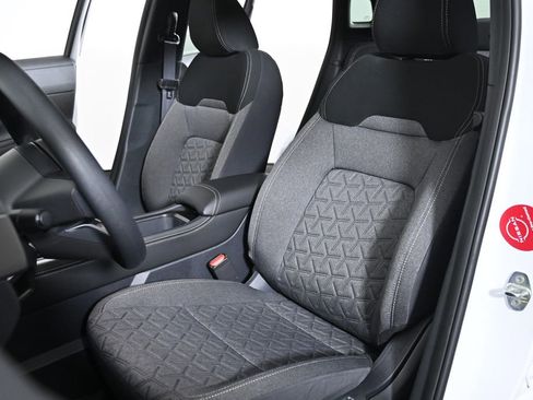 Used 2025 Nissan Kicks SV w/ SV Premium Package image 22