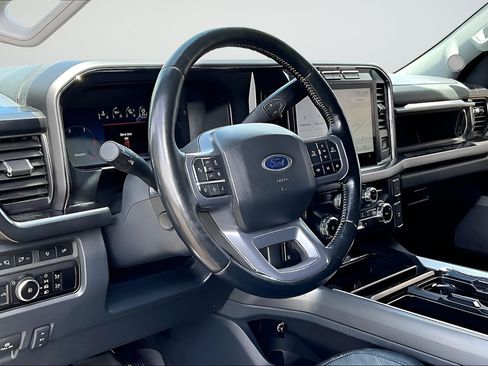 Used 2023 Ford F350 Lariat w/ Lariat Ultimate Package AWD/4WD image 14