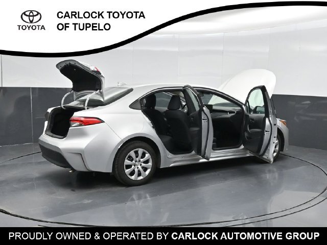 Used 2024 Toyota Corolla LE FWD image 58