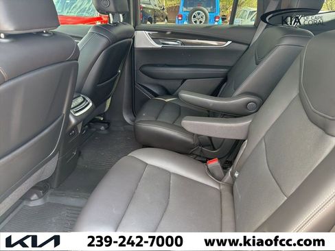 Used 2023 Cadillac XT6 Sport w/ LPO, Floor Liner Package image 5