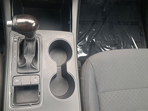 Used 2018 Kia Sorento FWD image 22