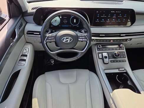 Used 2024 Hyundai Palisade SEL FWD image 14