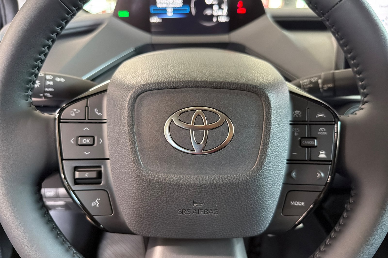 New 2027 Toyota Prius Limited w/ Limited Premium Package FWD image 27