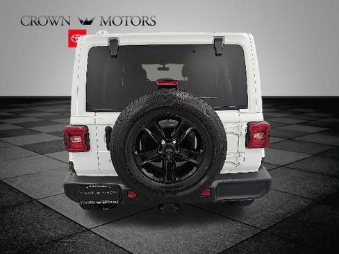 Used 2020 Jeep Wrangler Unlimited Sahara AWD/4WD image 5