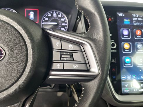 Used 2025 Subaru Outback Premium image 23