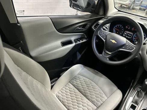 Used 2020 Chevrolet Equinox LS AWD/4WD image 12