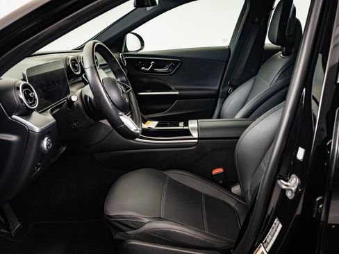 Certified 2025 Mercedes-Benz C 300 4MATIC Sedan image 19
