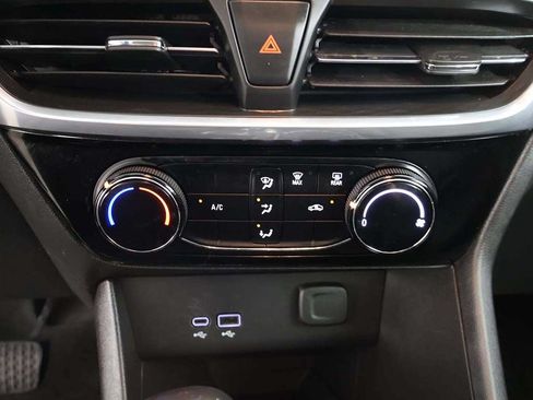 Used 2024 Buick Encore GX Sport Touring AWD/4WD image 44