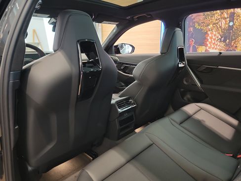 New 2027 BMW M5 Touring w/ M Driver's Package AWD/4WD image 9