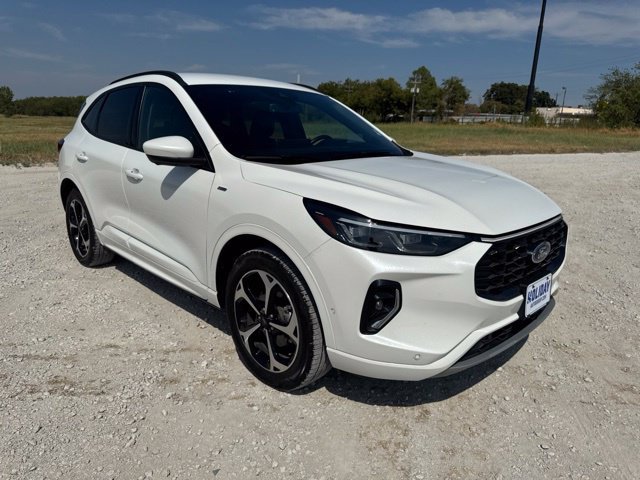 Used 2023 Ford Escape ST-Line Elite w/ Premium Technology Package AWD/4WD image 8