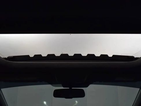 Used 2022 Honda CR-V Touring image 20