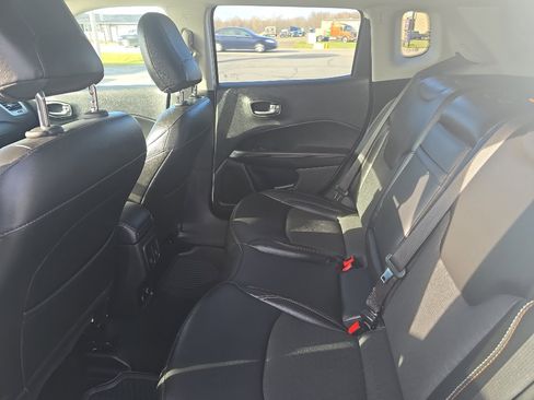 Used 2019 Jeep Compass Latitude w/ Safety & Security Group image 11