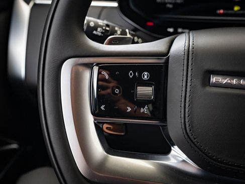 New 2025 Land Rover Range Rover SE image 26