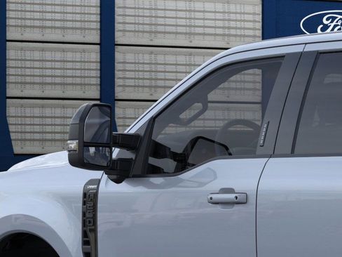 New 2026 Ford F250 Lariat w/ Black Appearance Package AWD/4WD image 21