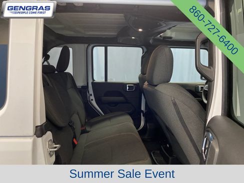 Used 2025 Jeep Wrangler Unlimited Sahara w/ Safety Group AWD/4WD image 36