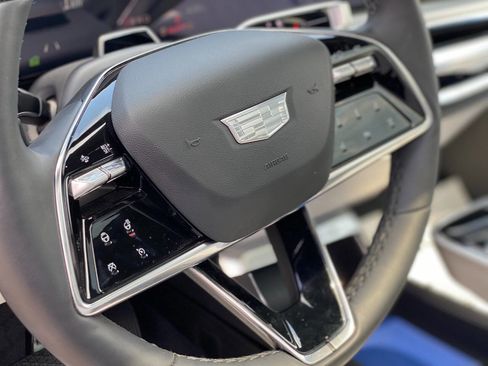 Used 2024 Cadillac Lyriq Luxury image 25