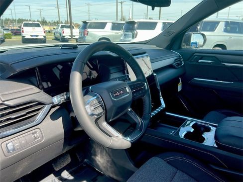 New 2025 GMC Acadia Elevation image 10