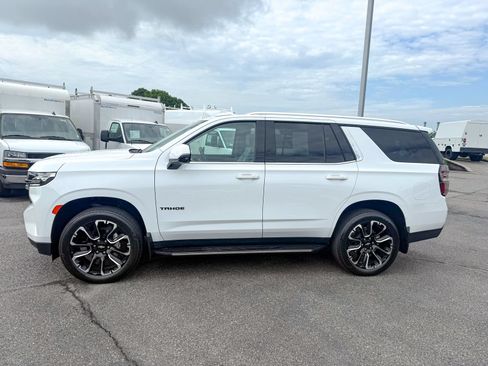 Used 2023 Chevrolet Tahoe Premier AWD/4WD image 4