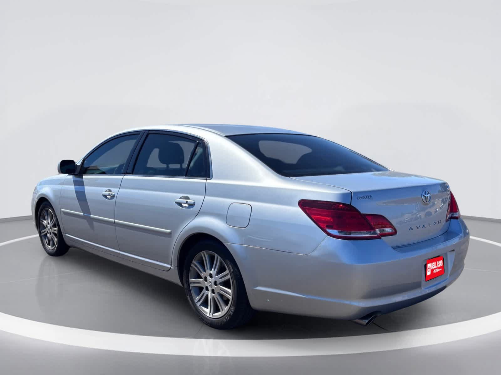 Used 2007 Toyota Avalon Limited FWD image 4