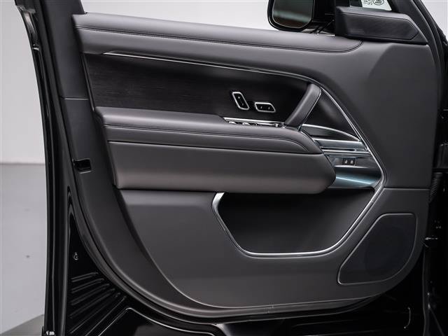 New 2027 Land Rover Range Rover SE AWD/4WD image 23