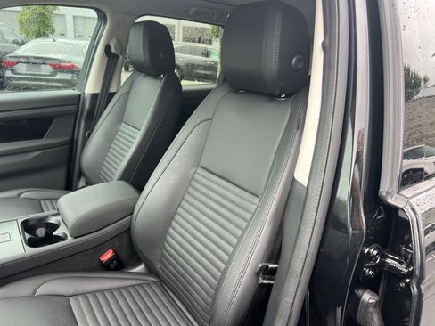 Certified 2025 Land Rover Discovery Sport S AWD/4WD image 17