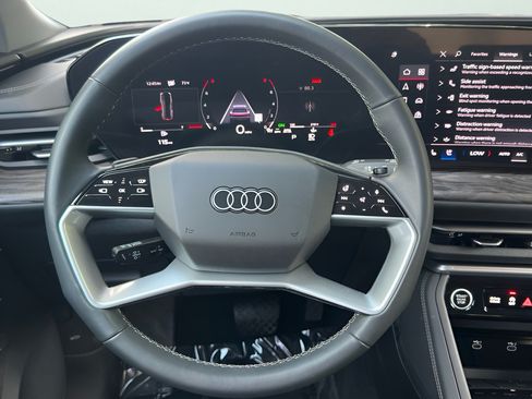 Certified 2025 Audi Q5 Premium Plus w/ Premium Plus AWD/4WD image 20