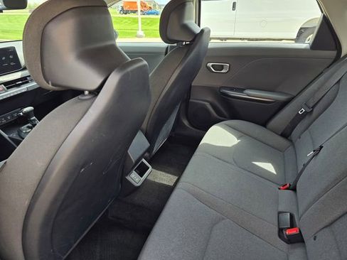 Used 2025 Kia K4 FWD image 22