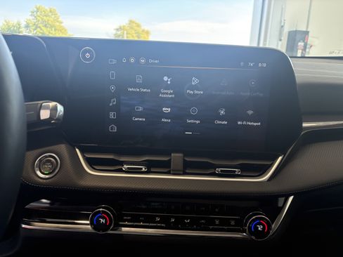 Used 2025 Chevrolet Equinox LT w/ Convenience Package II image 15