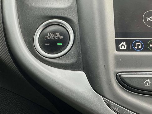 Used 2018 Chevrolet Sonic LT w/ Convenience Package image 25