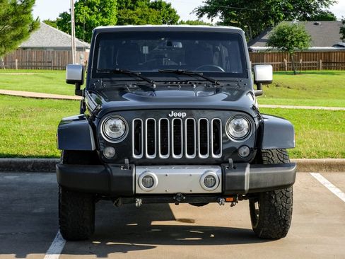 Used 2017 Jeep Wrangler Unlimited Sahara w/ Quick Order Package 24E Chief AWD/4WD image 10