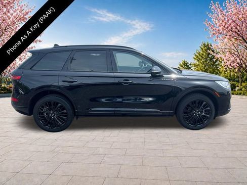 Used 2024 Lincoln Corsair Reserve w/ Equipment Group 201A AWD/4WD image 9