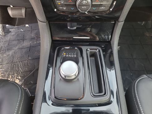 Used 2022 Chrysler 300 S w/ Comfort Group image 25