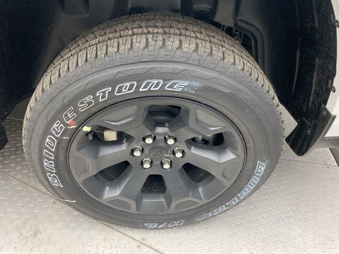New 2026 RAM 1500 Express AWD/4WD image 10