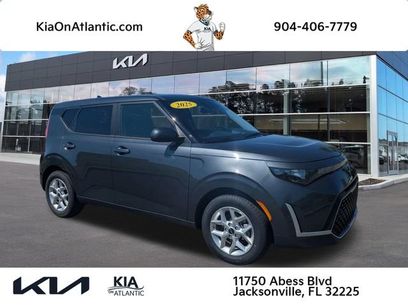 Used 2025 Kia Soul LX