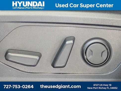 Used 2025 Hyundai Tucson SEL FWD image 23