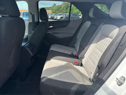 Used 2024 Chevrolet Equinox LT AWD/4WD image 25