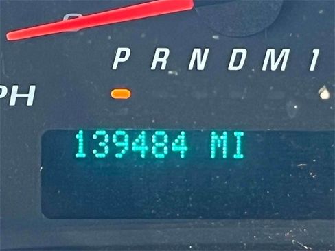 Used 2018 Chevrolet Express 2500 Extended image 19