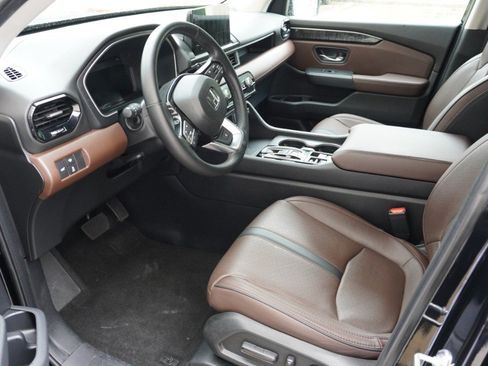 Used 2023 Honda Pilot Elite image 8