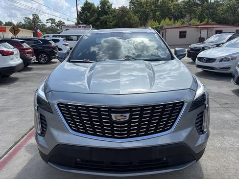 Used 2023 Cadillac XT4 Premium Luxury w/ Cold Weather Package image 4