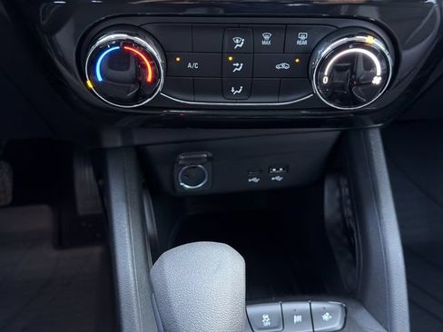 New 2026 Chevrolet TrailBlazer LT w/ Midnight Edition FWD image 15